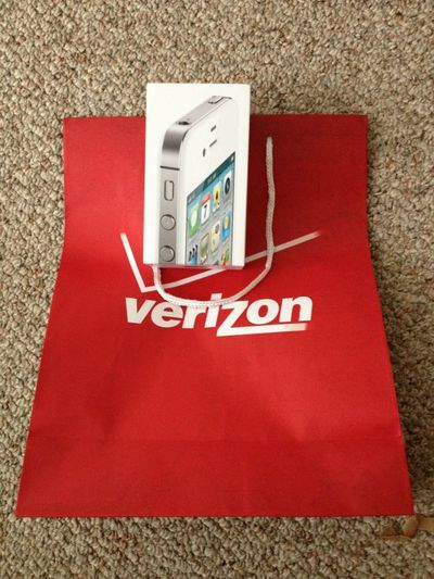 iPhone 4S box on Verizon bag